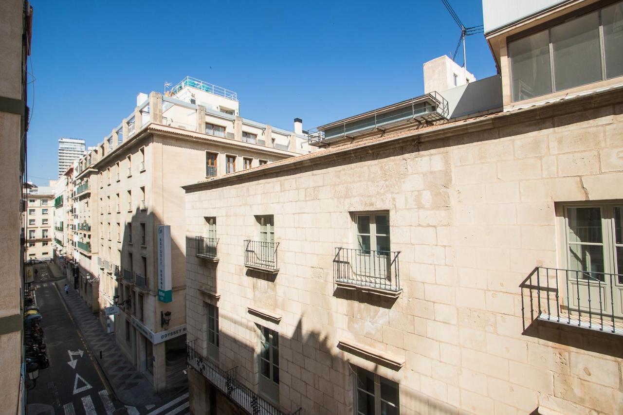 First Line Luxury Apartments Alicante Eksteriør bilde